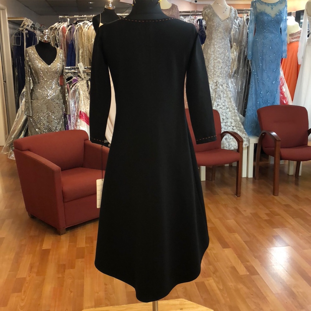 Women’s 3/4 sleeve dress, black, orange stitch - Picture 4 of 6